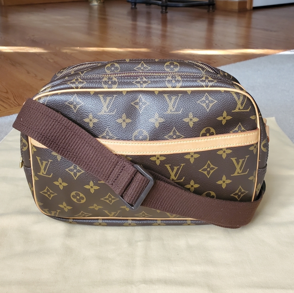 Louis Vuitton Reporter PM Crossbody Bag